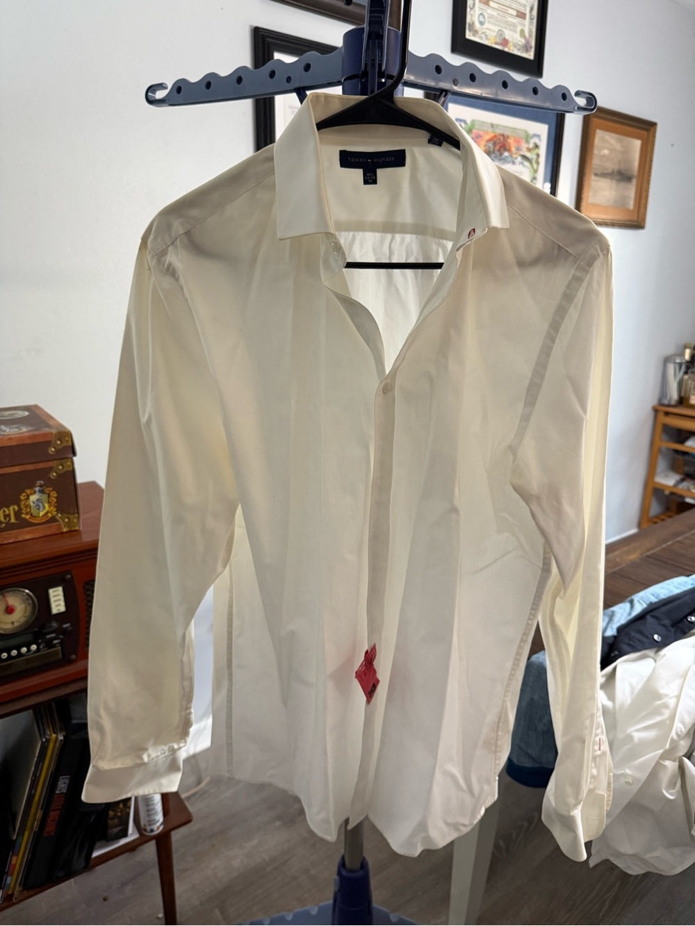 Tommy Hilfiger Men's Cream Dress Shirt with Contrast Collar